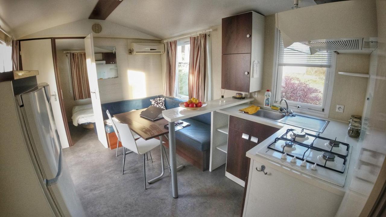 Triocamp Praha Hotel Екстериор снимка