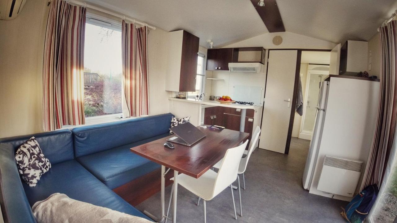 Triocamp Praha Hotel Екстериор снимка