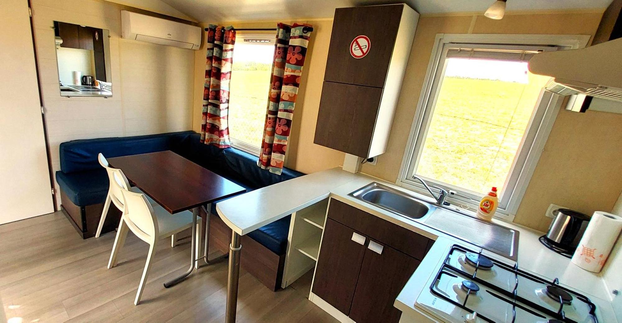 Triocamp Praha Hotel Екстериор снимка